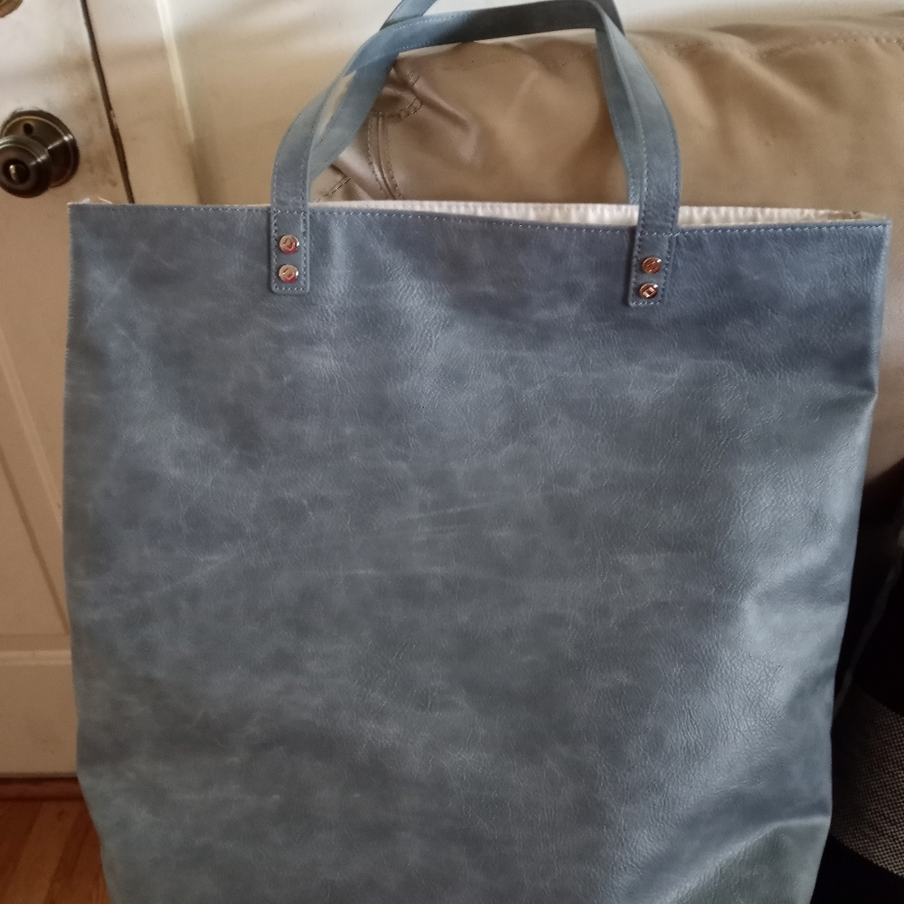 Around Town Tote